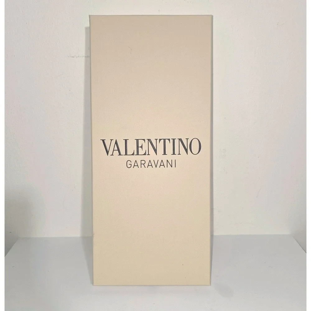 Valentino Garavani Storage Box Set Unisex Beige Good Magnetic Ribbon Logo